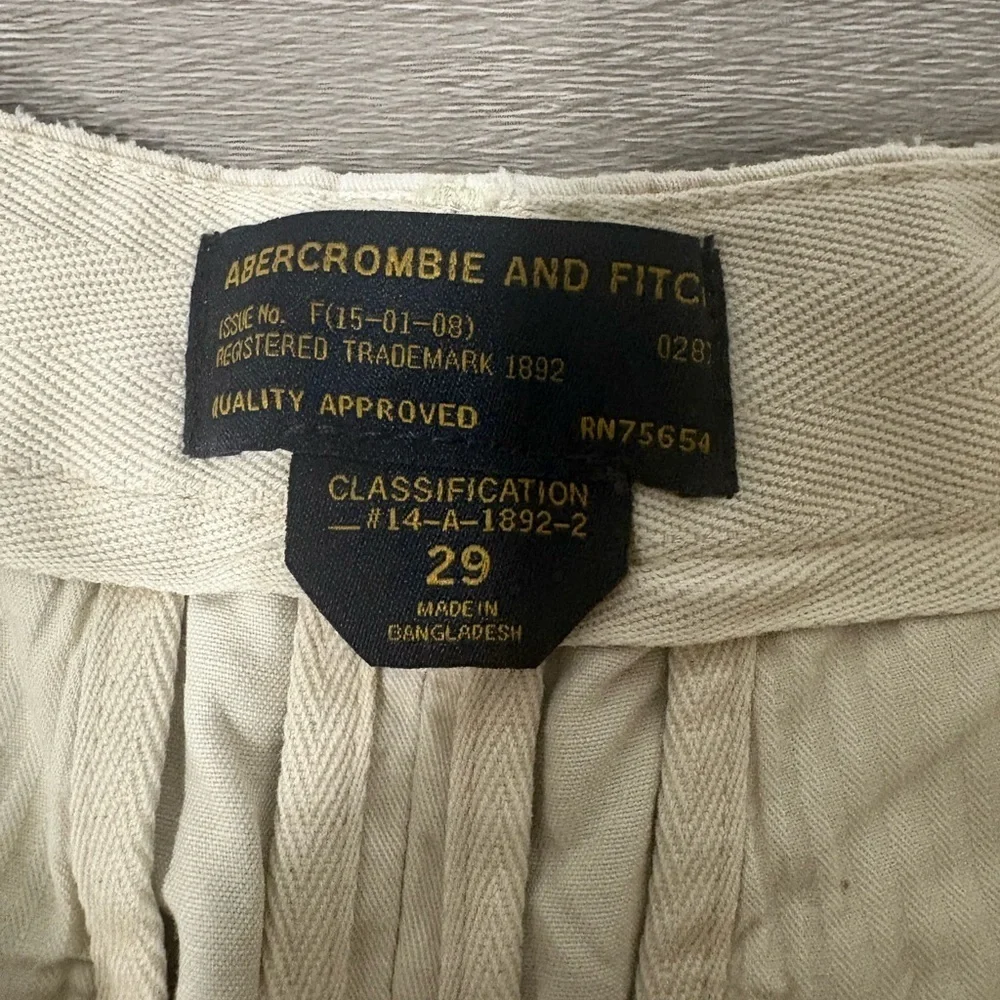Abercrombie & Fitch Cream Distressed Flat Front Shorts